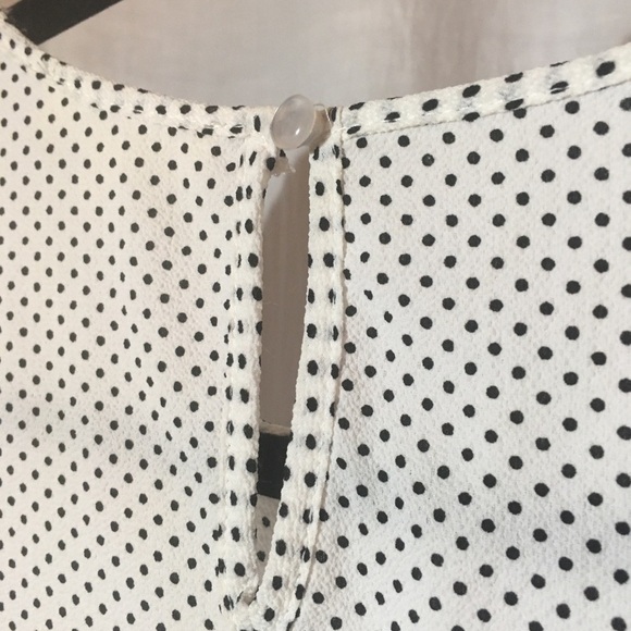 Flowy White Black Polka Dot Flutter Sleeve Top - Picture 7 of 7